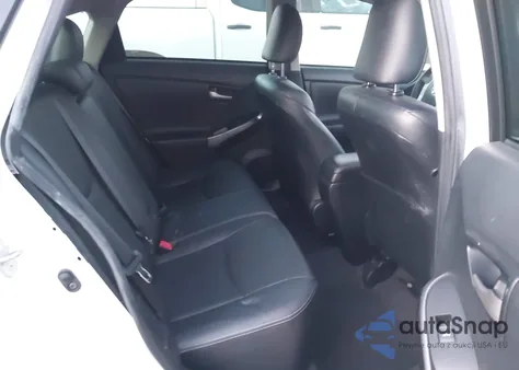 2015 Toyota Prius Persona Series Special Edition z USA, uszkodzony, nr VIN JTDKN3DU5F0401030